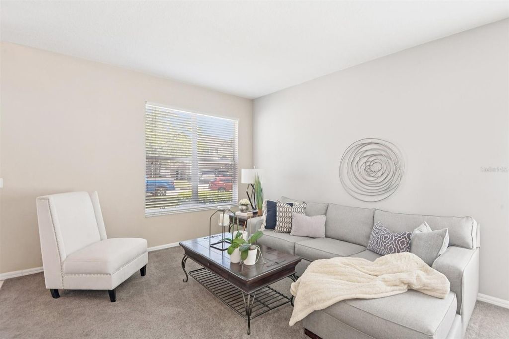 Image 9 of property listing at 4021 FISHERMANS COVE COURT, Lutz, FL 33558