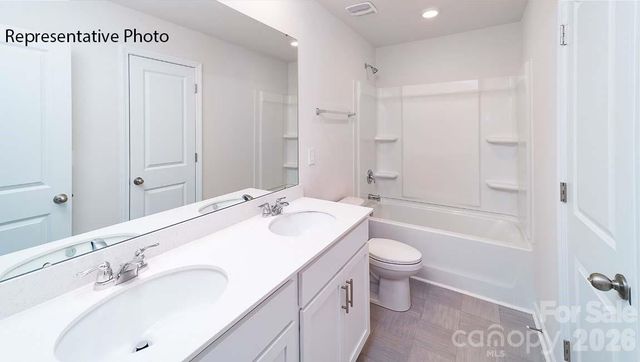 127 Pecan Grove Lane, Statesville, NC 28677