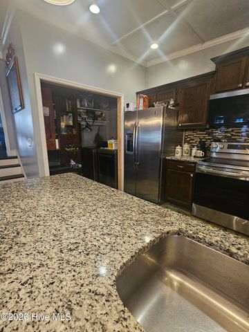 1208 Zack Street SE, Bolivia, NC 28422