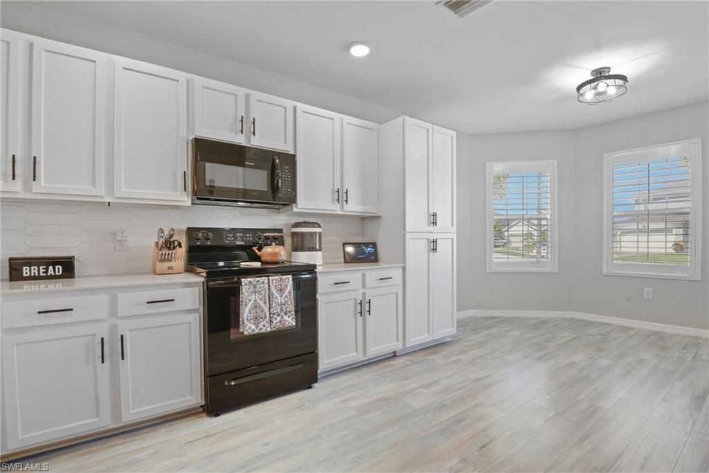 3407 Cancun CT, CAPE CORAL, FL 33909 — photo 2