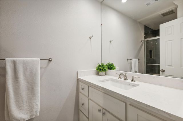 10 Valley Wood Court, Trophy Club, TX 76262