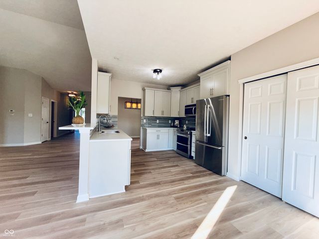 13926 Forum Meadows Drive, Carmel, IN 46033