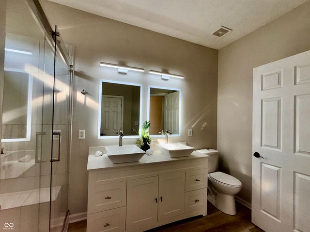 13926 Forum Meadows Drive, Carmel, IN 46033