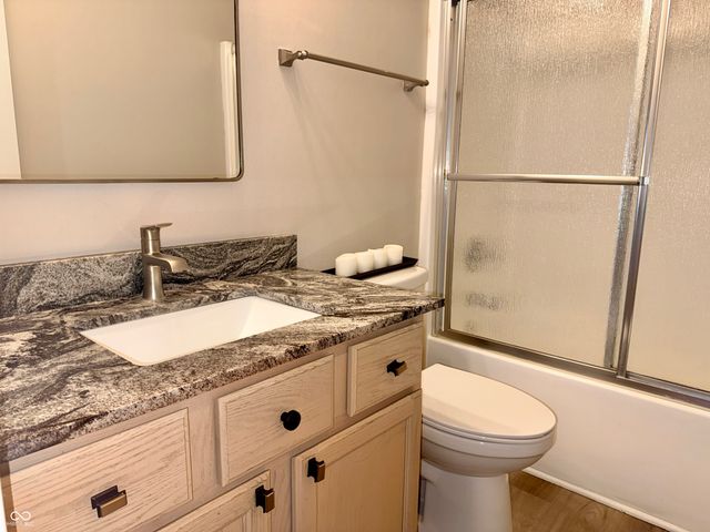 13926 Forum Meadows Drive, Carmel, IN 46033