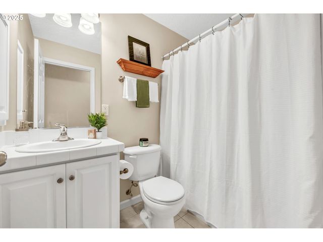 88146 3RD St, Veneta, OR 97487