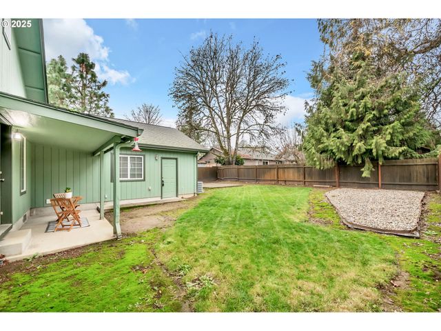 88146 3RD St, Veneta, OR 97487