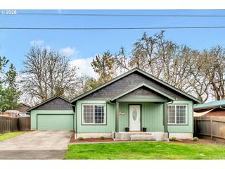 88146 3RD St, Veneta, OR 97487