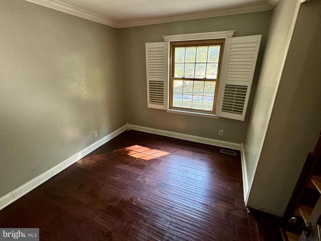 1030 ISABELLA DR, Stafford, VA 22554