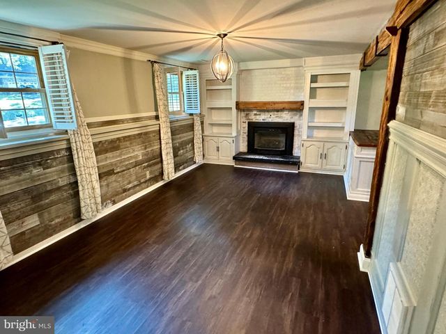 1030 ISABELLA DR, Stafford, VA 22554