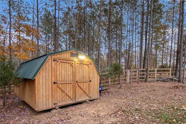 17 Wendover Drive, Cartersville, GA 30120