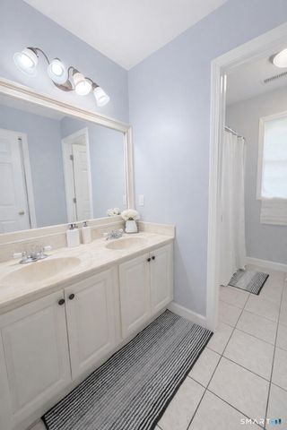 240 Tom Swamp Road, Hamden, CT 06518