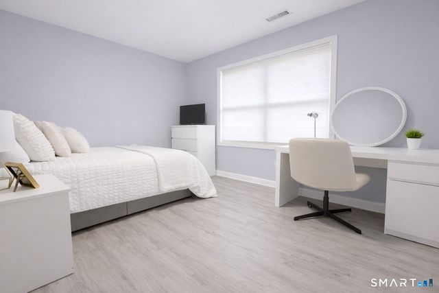 240 Tom Swamp Road, Hamden, CT 06518