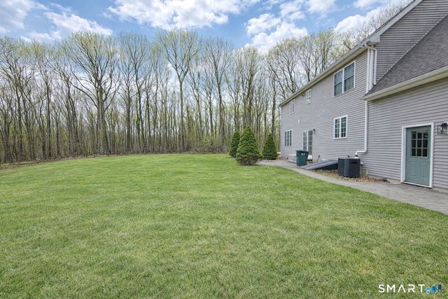 240 Tom Swamp Road, Hamden, CT 06518