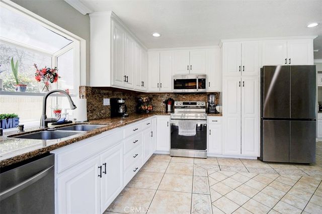 26701 Valpariso, Mission Viejo, CA 92691