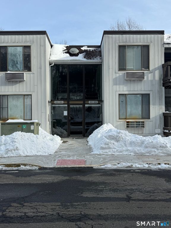 175 Mill Pond Road 324, Hamden, CT 06514