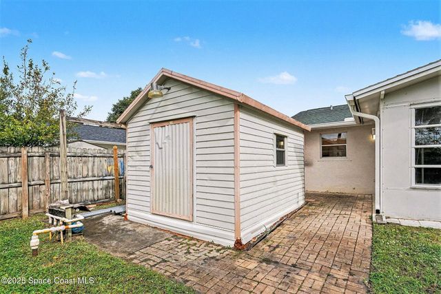 665 Tallwood Circle, Melbourne, FL 32904