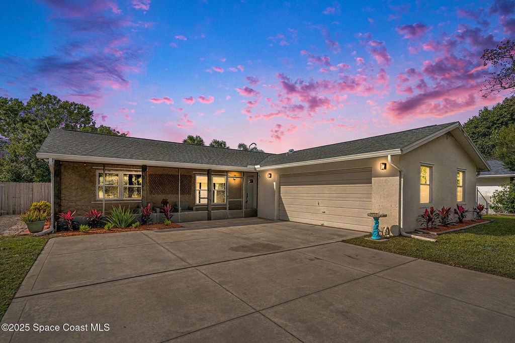 665 Tallwood Circle, Melbourne, FL 32904