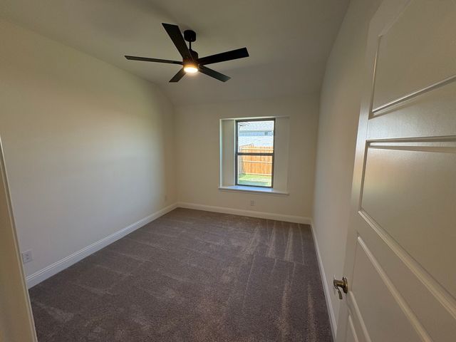 589 Mb S Way, Pilot Point, TX 76258