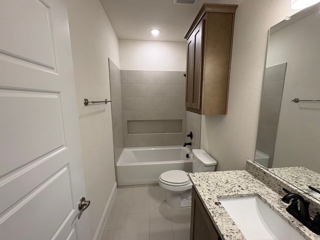 589 Mb S Way, Pilot Point, TX 76258