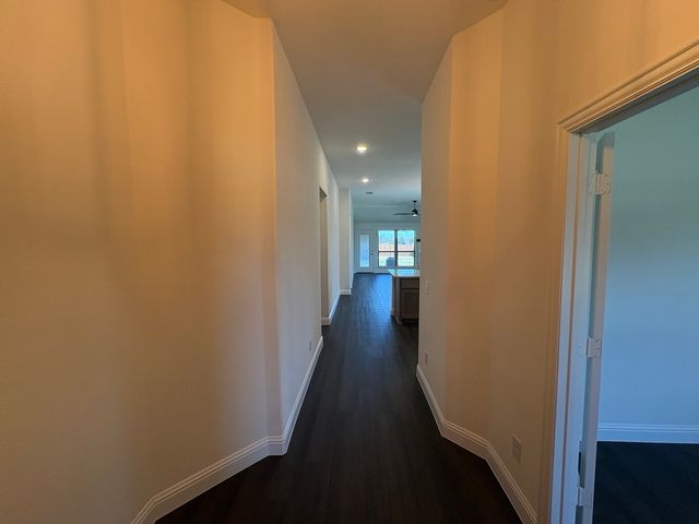 589 Mb S Way, Pilot Point, TX 76258