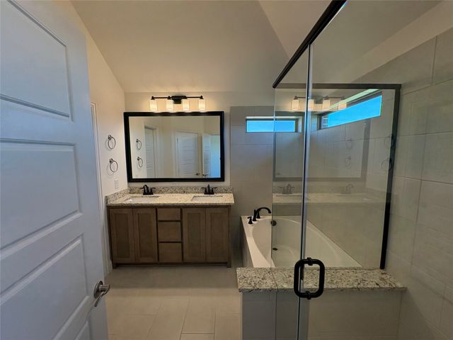 589 Mb S Way, Pilot Point, TX 76258