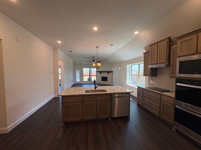 589 Mb S Way, Pilot Point, TX 76258