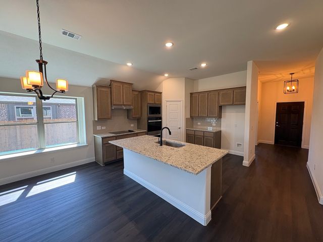 589 Mb S Way, Pilot Point, TX 76258