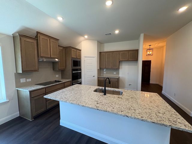 589 Mb S Way, Pilot Point, TX 76258