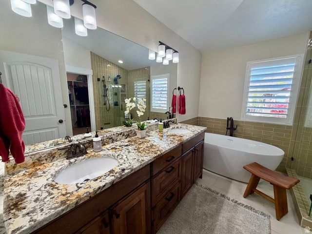 156 E STEED CT, Farmington, UT 84025