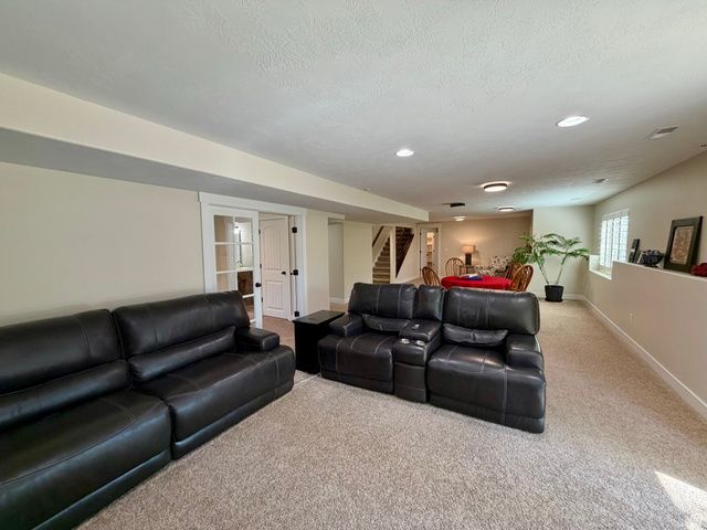 156 E STEED CT, Farmington, UT 84025