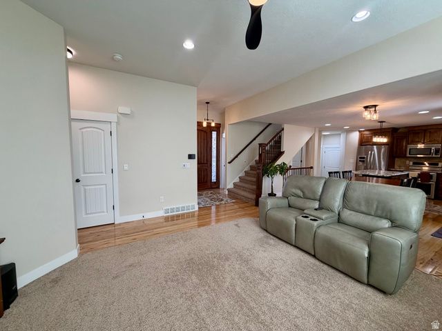 156 E STEED CT, Farmington, UT 84025