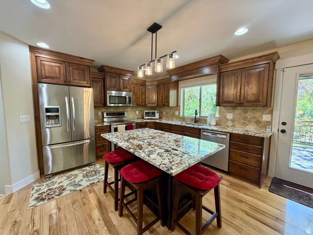 156 E STEED CT, Farmington, UT 84025