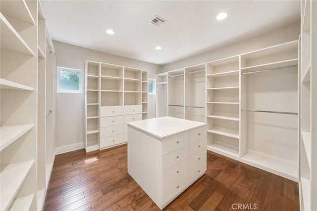 4822 Valjean Avenue, Encino, CA 91436