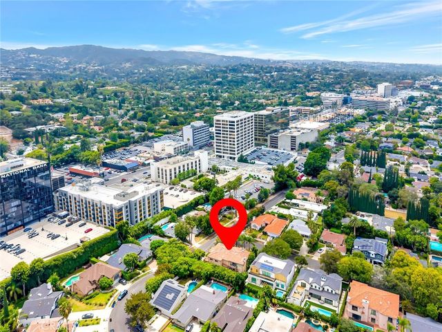 4822 Valjean Avenue, Encino, CA 91436