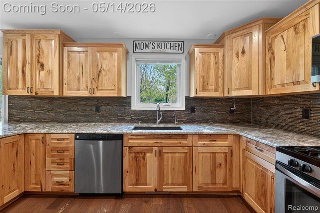 1485 Houghton Trail, Ortonville, MI 48462