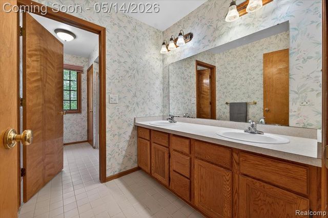 1485 Houghton Trail, Ortonville, MI 48462