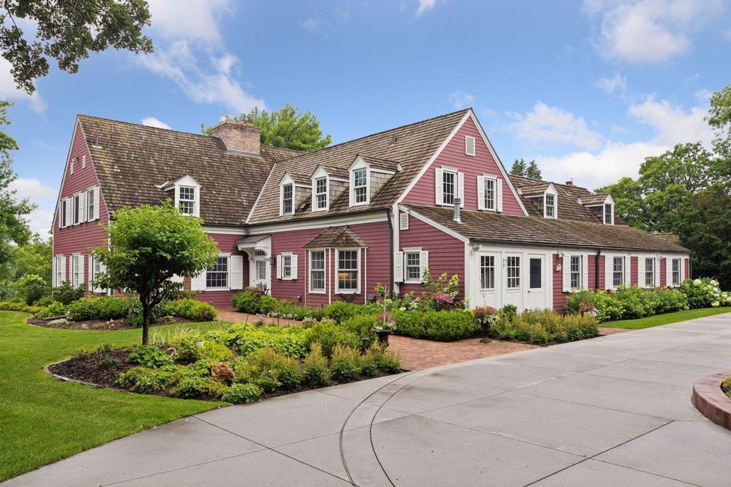 260 Salem Church Road, Sunfish Lake, MN 55118 — exterior