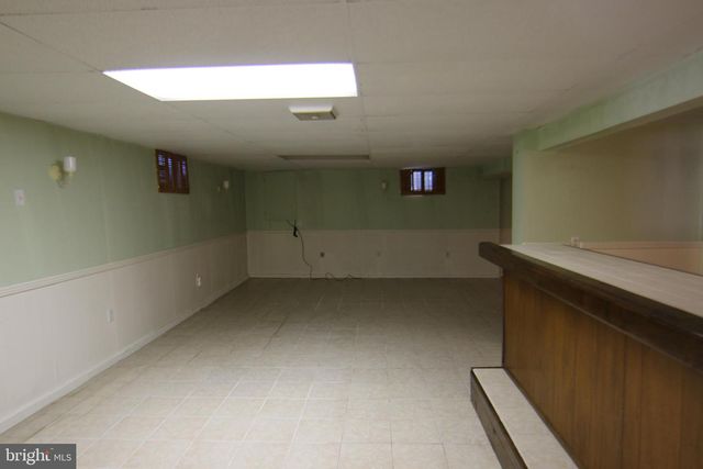 6893 CHAMBERS HILL RD, Harrisburg, PA 17111