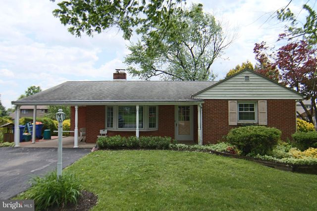 6893 CHAMBERS HILL RD, Harrisburg, PA 17111