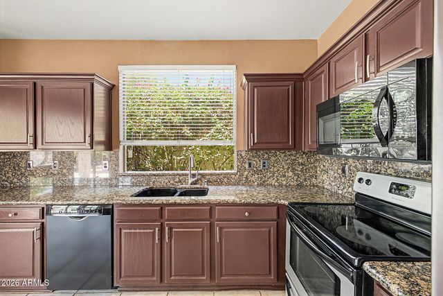 10767 W CITRUS GROVE Way, Avondale, AZ 85392
