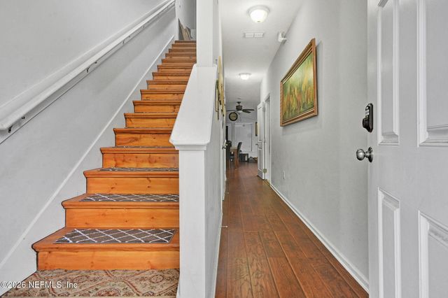 1537 LANDAU Road, Jacksonville, FL 32225