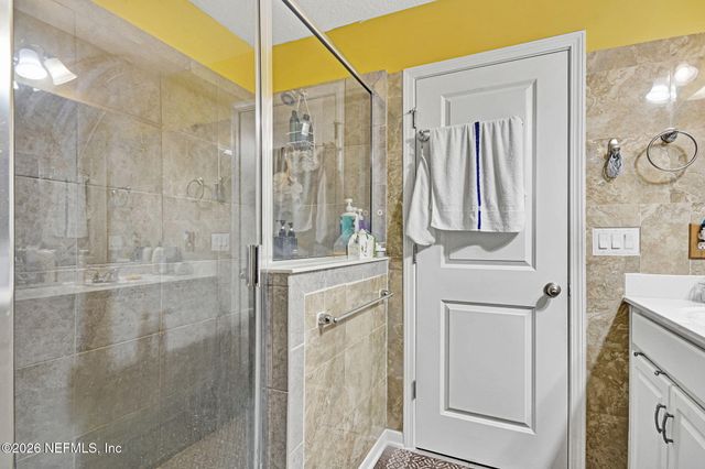 1537 LANDAU Road, Jacksonville, FL 32225