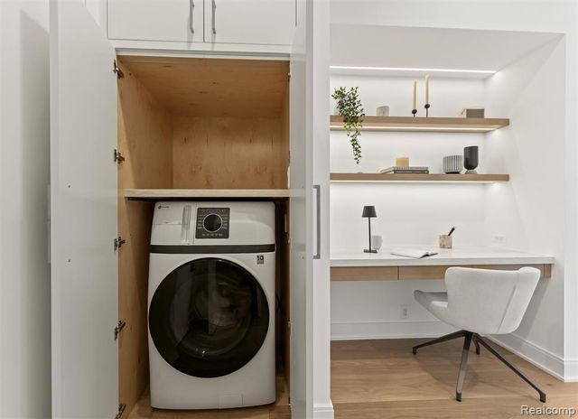 2051 Villa Road 401, Birmingham, MI 48009