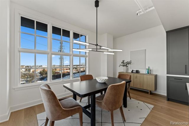 2051 Villa Road 401, Birmingham, MI 48009