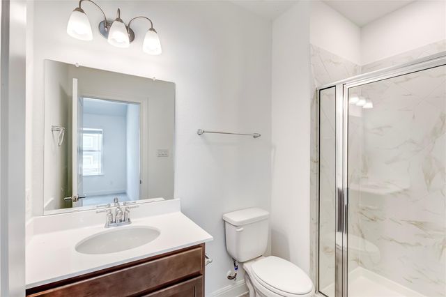 132 Inlet LN, Leander, TX 78641