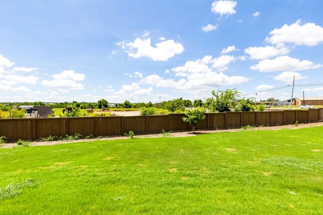 132 Inlet LN, Leander, TX 78641