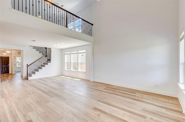 132 Inlet LN, Leander, TX 78641