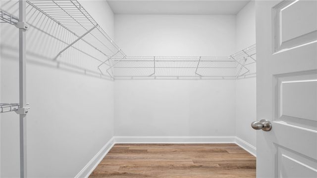 1065 Lakes Blvd, Brunswick, GA 31525