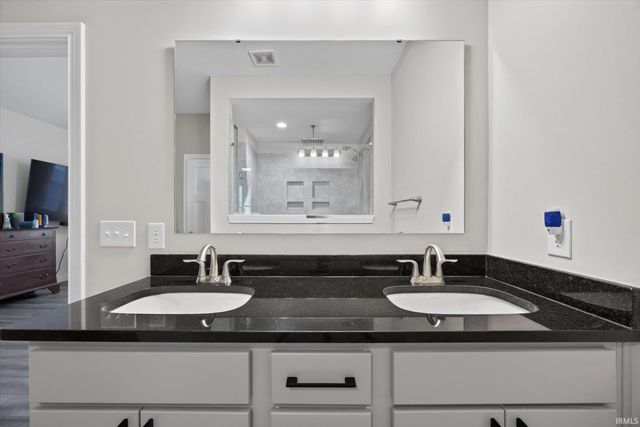 4288 S Windmill Lane, Bloomington, IN 47401