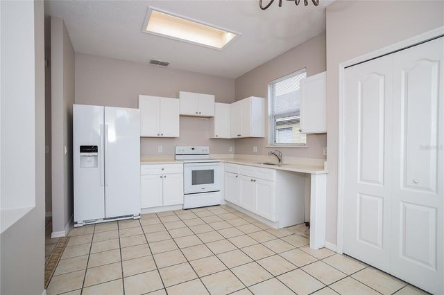 246 WHITE MARSH CIRCLE, Orlando, FL 32824